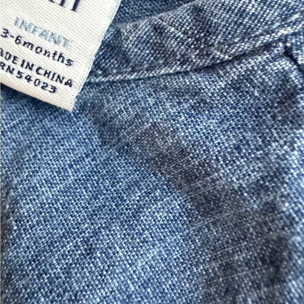 GAP 💙 blue
